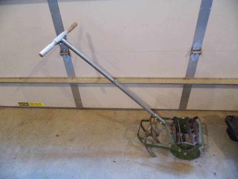 lot 172 image: Cultivator