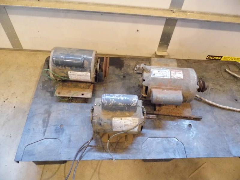 lot 173 image: Lot of 3 Electric Motors