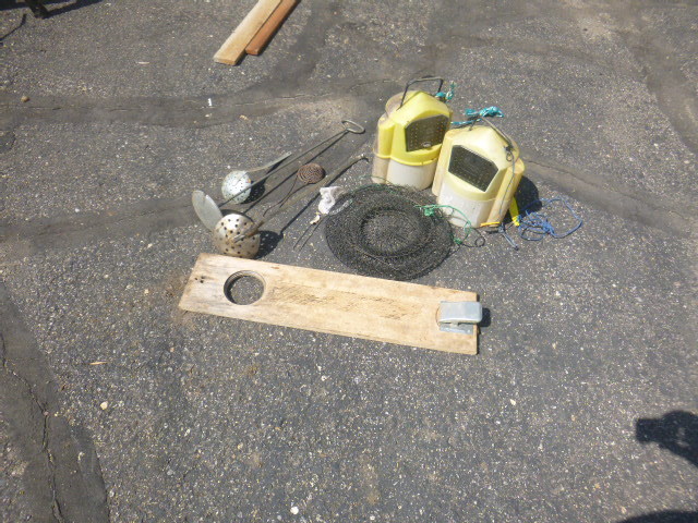 lot 58 image: Fishing Items