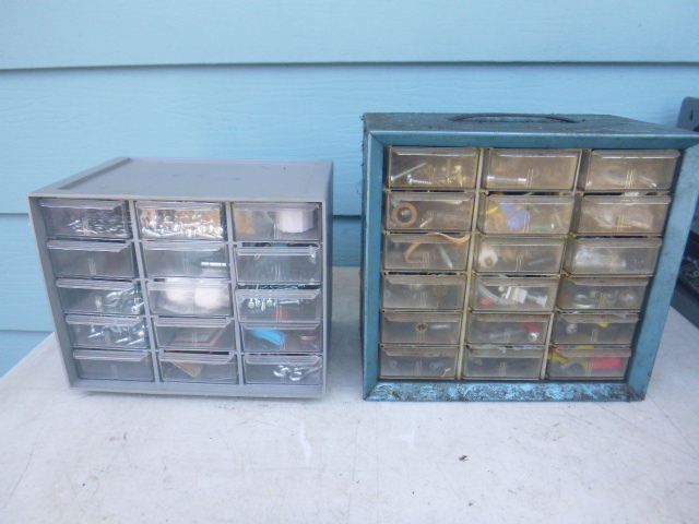 lot 71 image: 2 Parts Bins