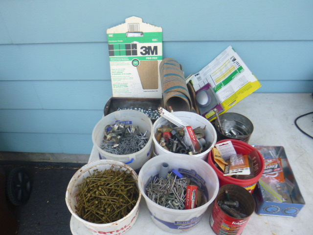 lot 74 image: Miscellaneous Hardware