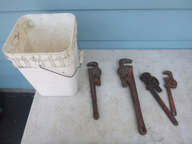 lot 83 image: 4 Pipe Wrenches