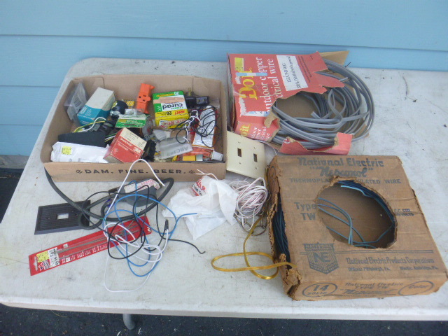 lot 89 image: Miscellaneous Electrical Parts and Wire