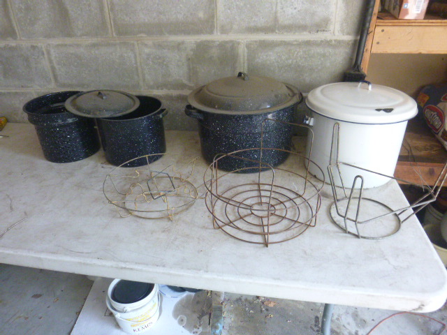 lot 183 image: Canning Pots