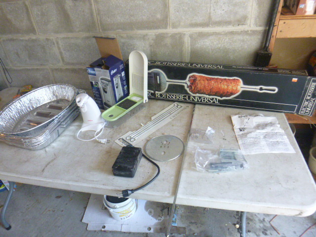 lot 184 image: Miscellaneous Kitchen Items