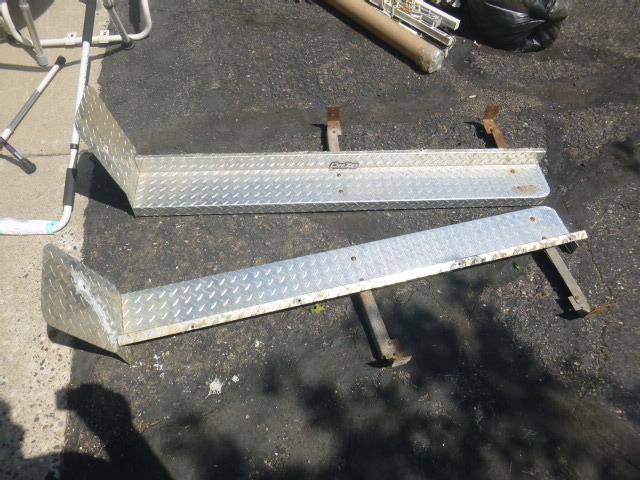lot 235 image: DeeZee Truck Running Boards