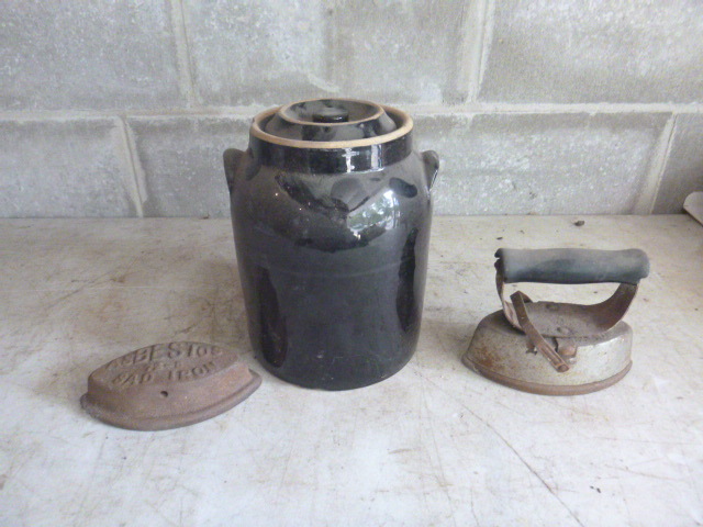 lot 250 image: 2 Vintage Irons and Crock