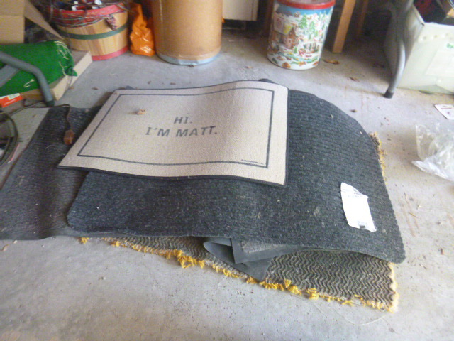 lot 267 image: Household Mats