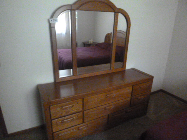 lot 304 image: Dresser with Mirror