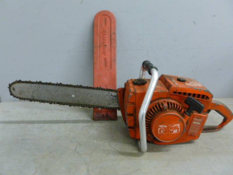 lot 19 image: Chainsaw