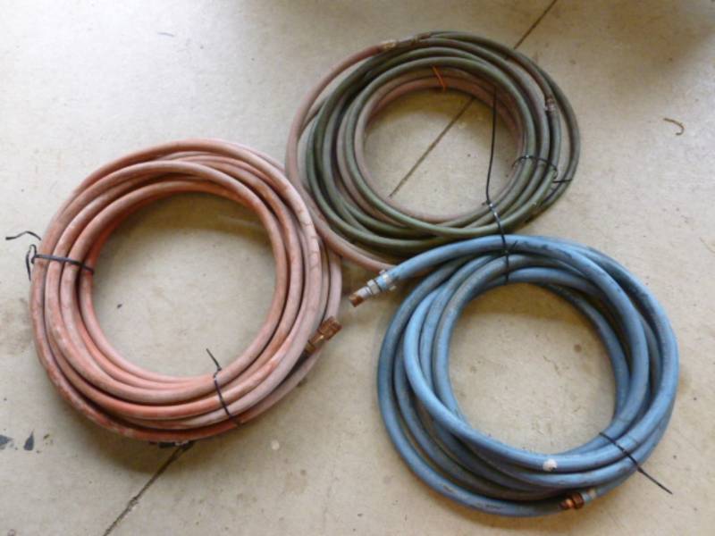 lot 71 image: Air Hoses