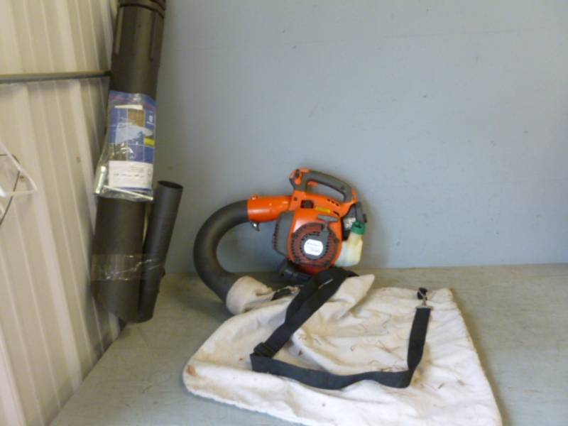 lot 75 image: Husqvarna Gas Leaf Blower