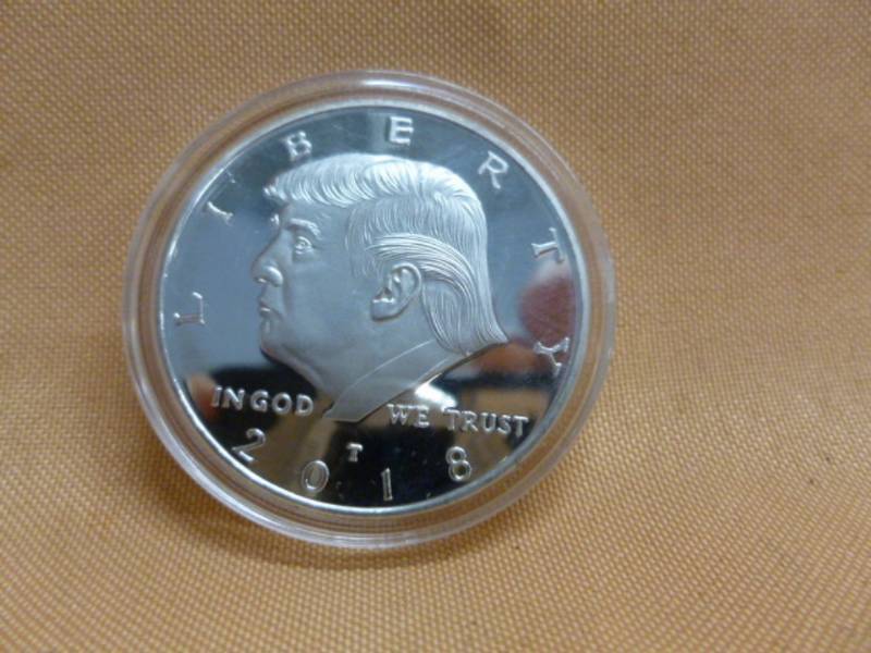 lot 86 image: Collector Coin