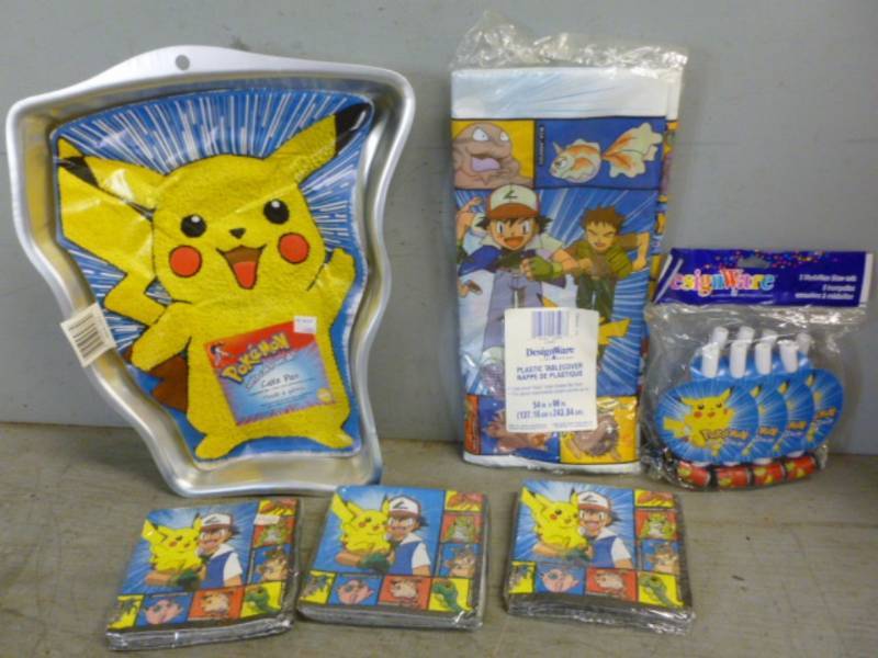 lot 118 image: New Pokemon Birthday Items