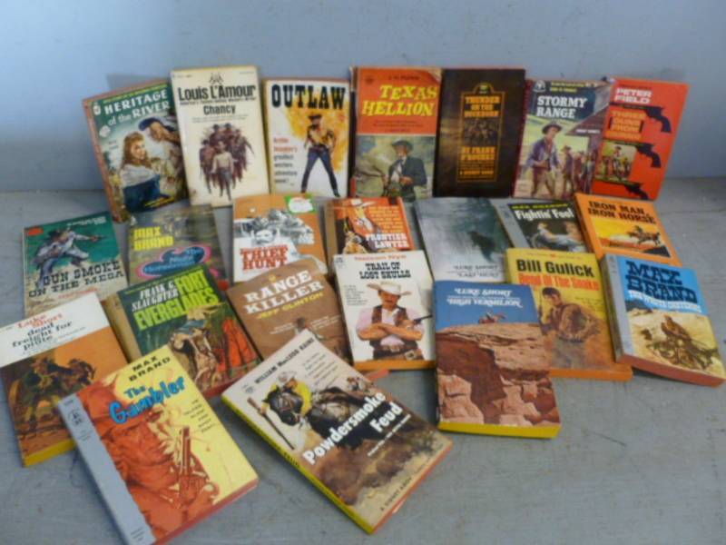 lot 139 image: Vintage Paperback Books