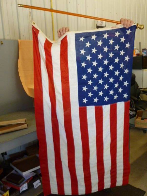 lot 143 image: Vintage Flag Kit