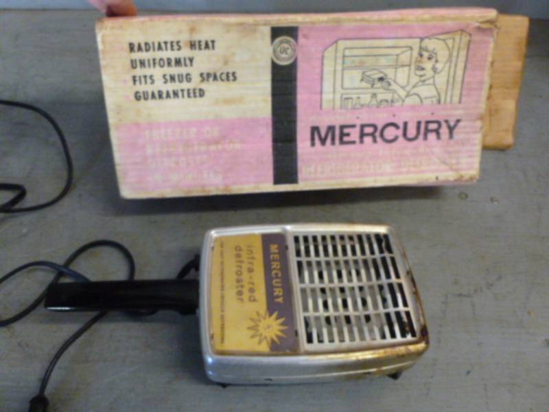 lot 149 image: Vintage Kitchen