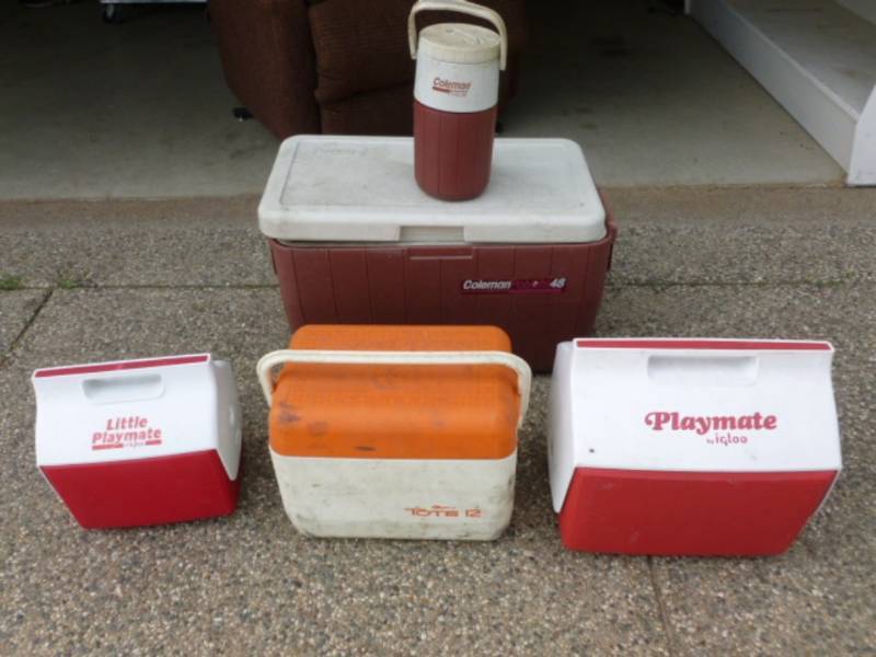 lot 203 image: Coolers