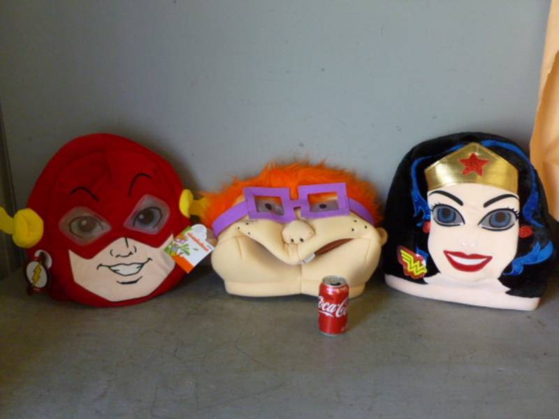 lot 208 image: New Masks