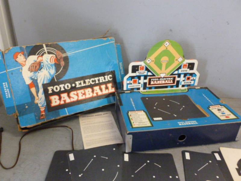 lot 238 image: Vintage Game