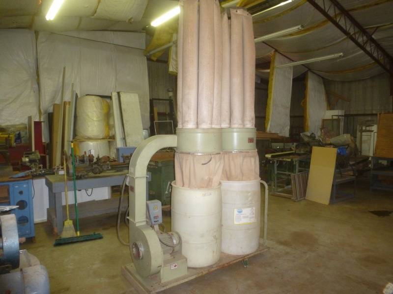 lot 8 image: Kraemer Tool Dust Collector
