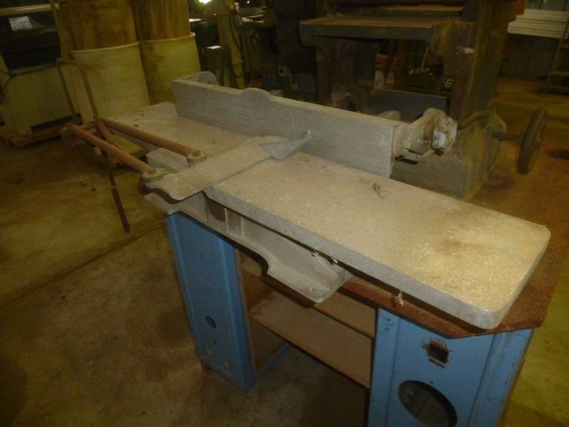 lot 14 image: Barton Aluminum Jointer