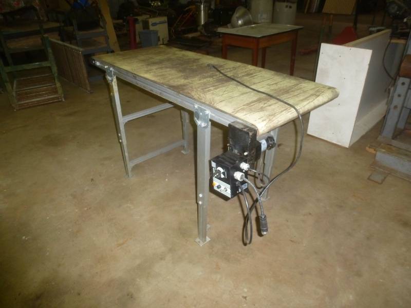 lot 23 image: M-K Feed Table