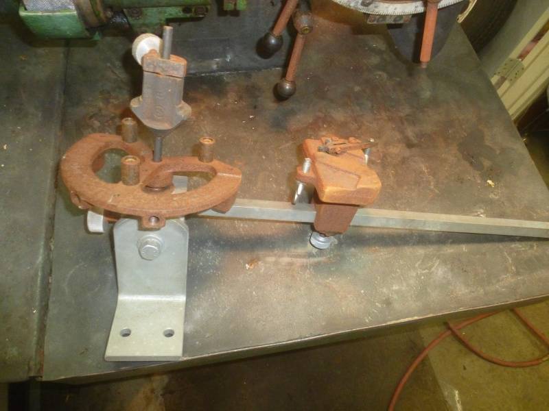 lot 38 image: Carbide Tooth Tipping Fixture