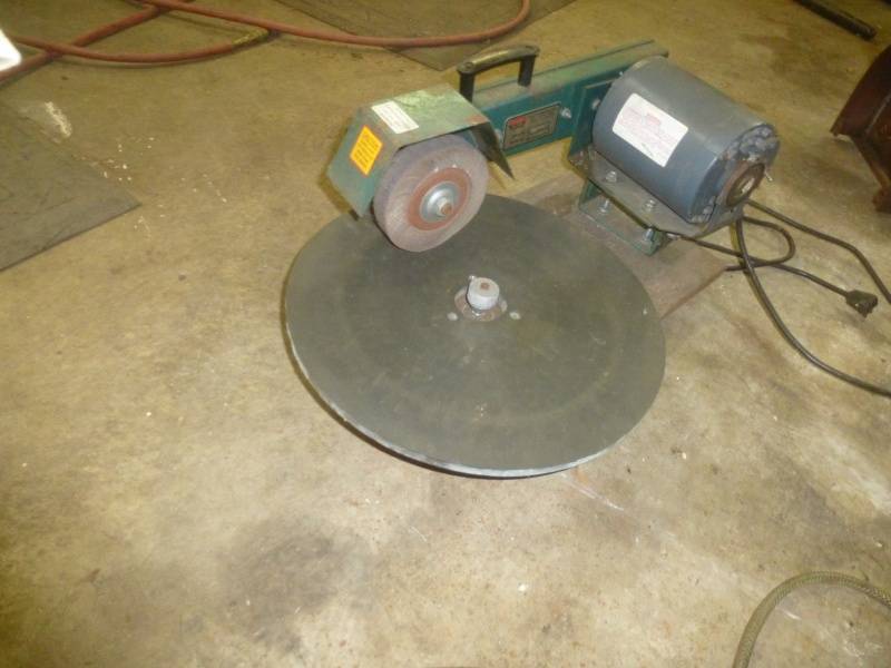 lot 39 image: Saw Blade Polisher