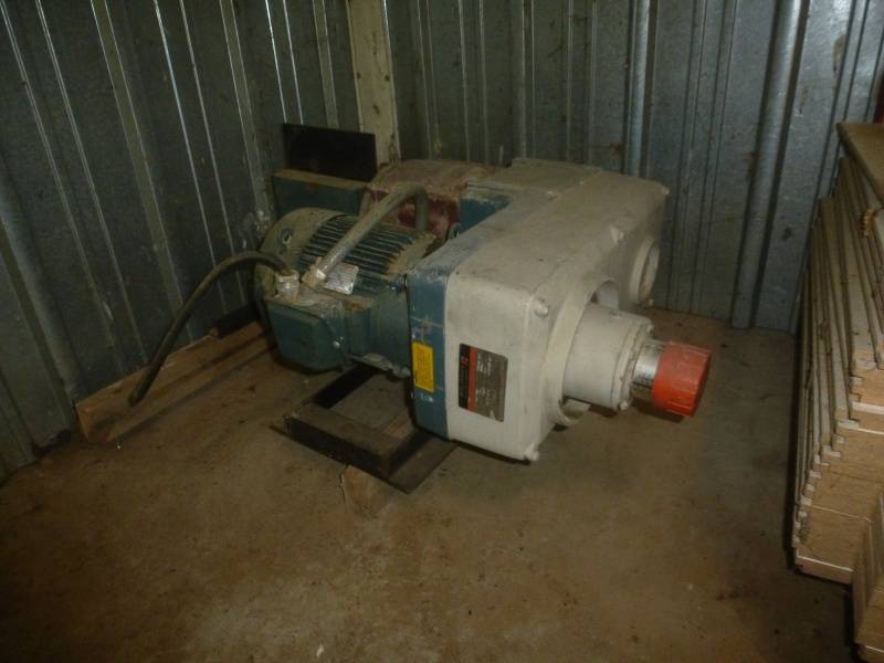 lot 45 image: Reliance Gear Reduction Unit
