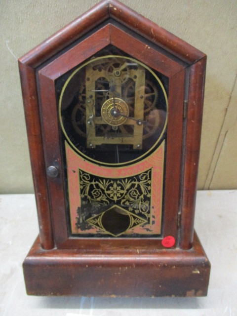 lot 7 image: New Haven 30 Hr Kitchen Clock