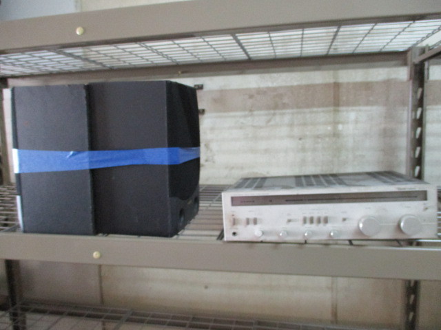 lot 65 image: Harmon Kardon Receiver
