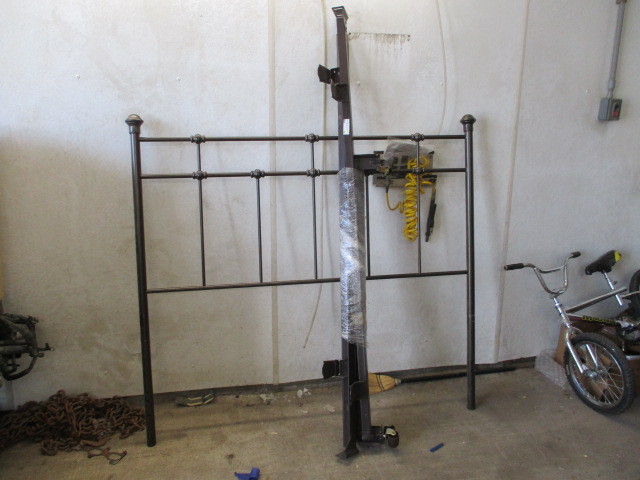 lot 75 image: Headboard & Frame