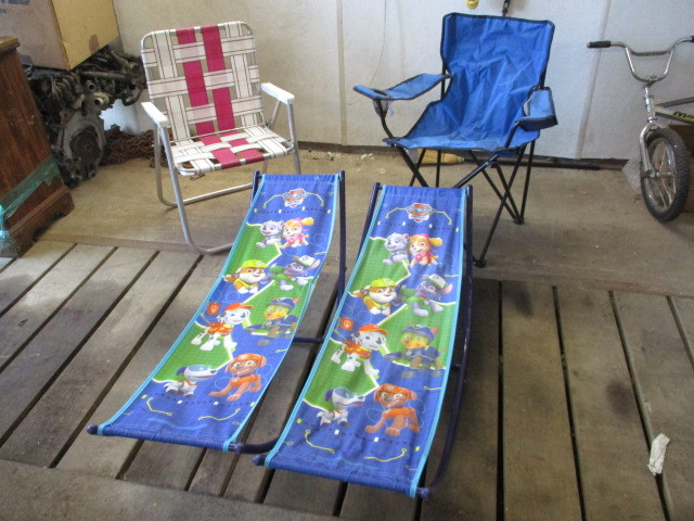 lot 84 image: Lawn Chairs
