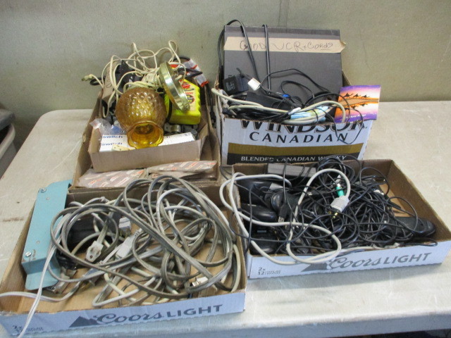 lot 111 image: VCR and electronics