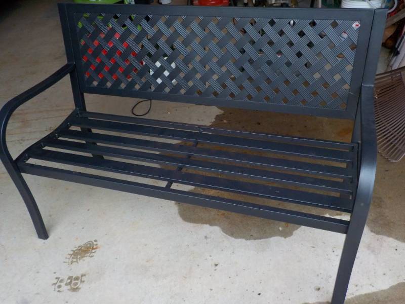 lot 8 image: Black Metal Outdoor Bench 50 Long...