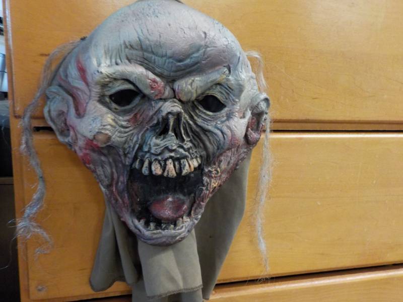 lot 18 image: Halloween Mask...