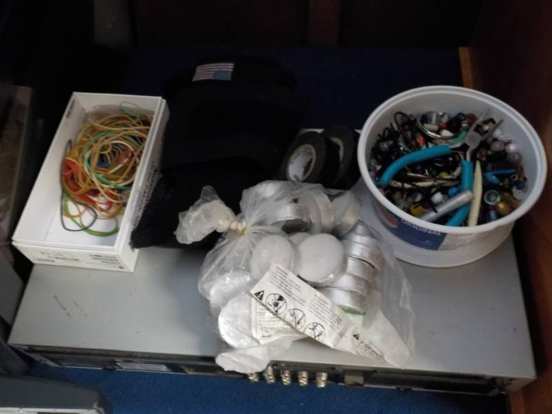 lot 19 image: Beads for Making Jewelry, Tea Light...