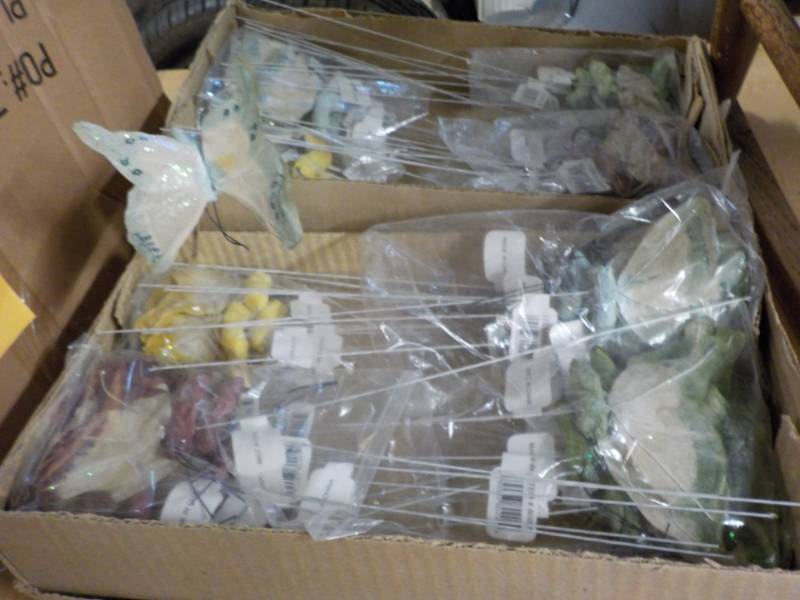 lot 28 image: 2 Boxes of Butter Fly Picks- 4 diff...
