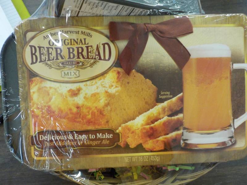 lot 119 image: Original Beer Bread Gift Set...