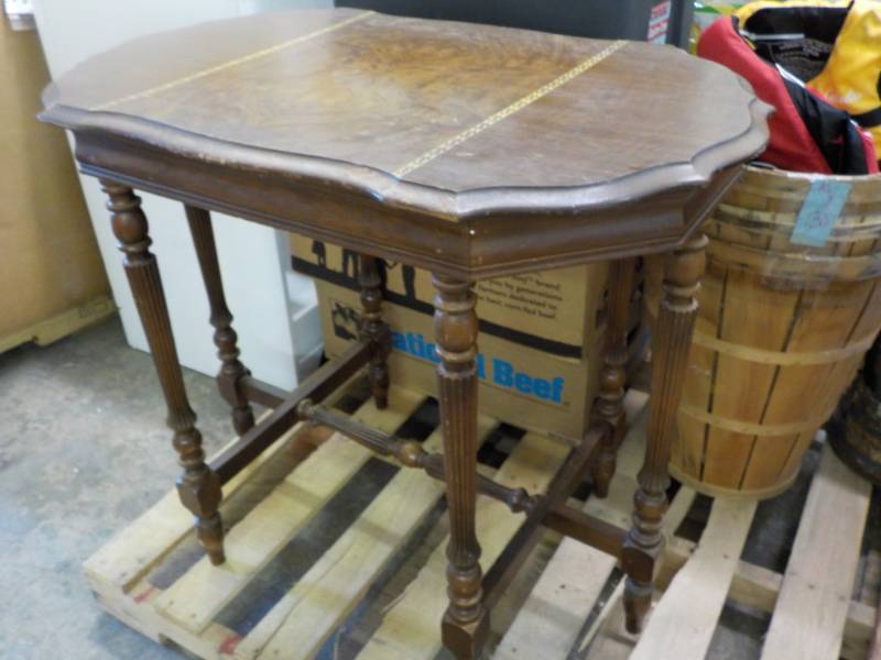 lot 135 image: Wood Lamp Table 34 x 22 x 29 excel...