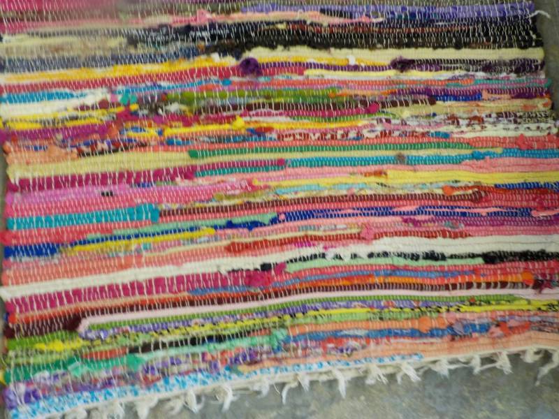 lot 153 image: 62 x 36 Rug...