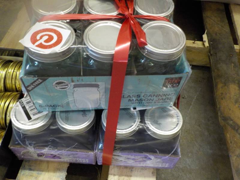 lot 178 image: 18 New Canning Jars with extra box ...
