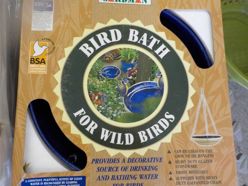 lot 183 image: New Bird Bath for Wild Birds...