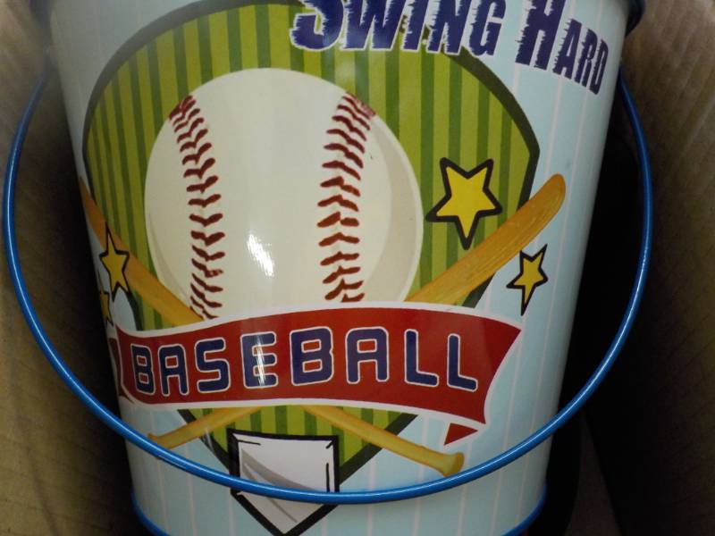 lot 184 image: New Mn Twins Hats and Pail...