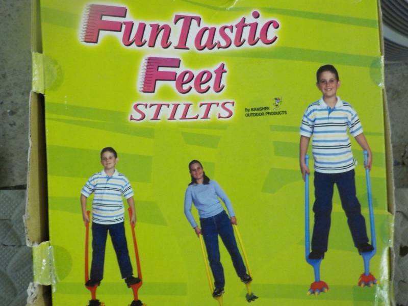 lot 199 image: Funtastic Feet Slilts new...