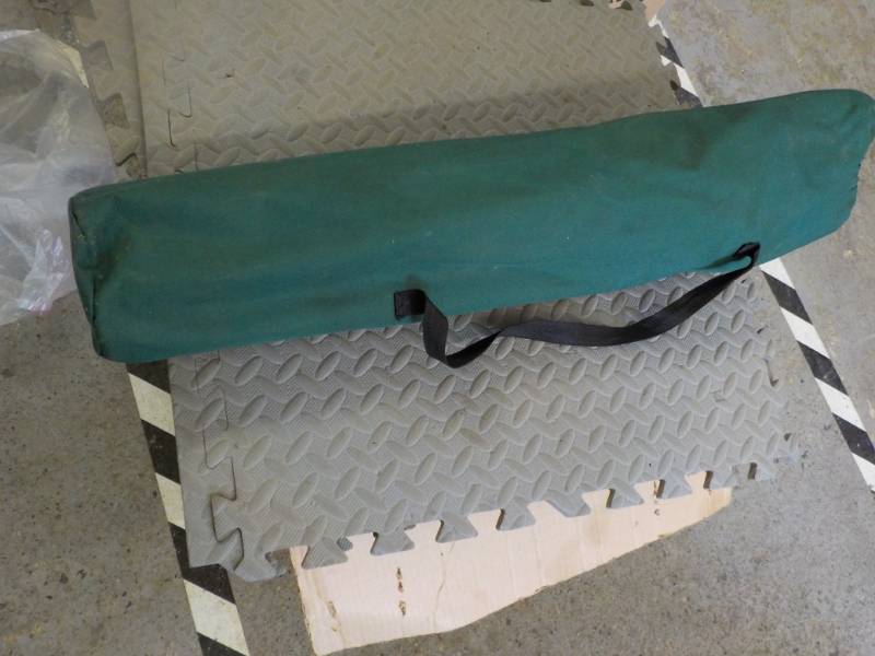 lot 218 image: Collaspible Lawn Chair...