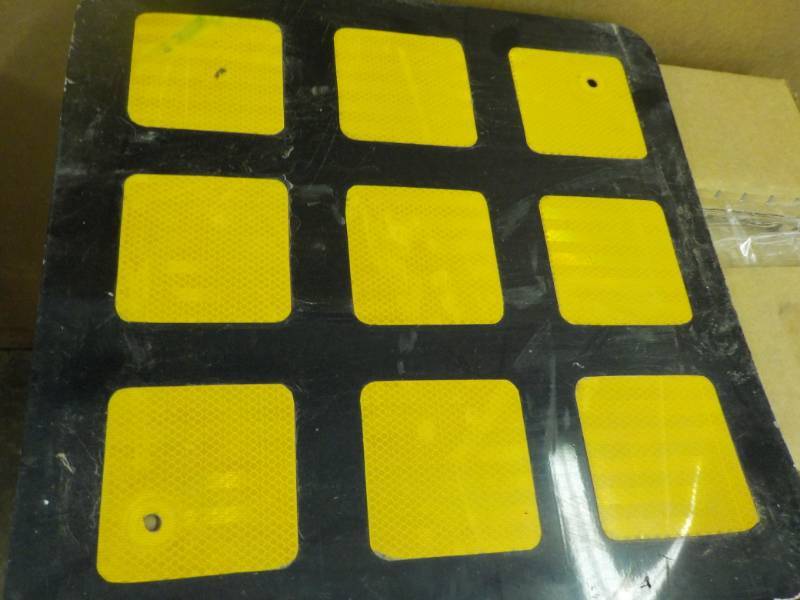 lot 240 image: 18 Square Metal Sign...