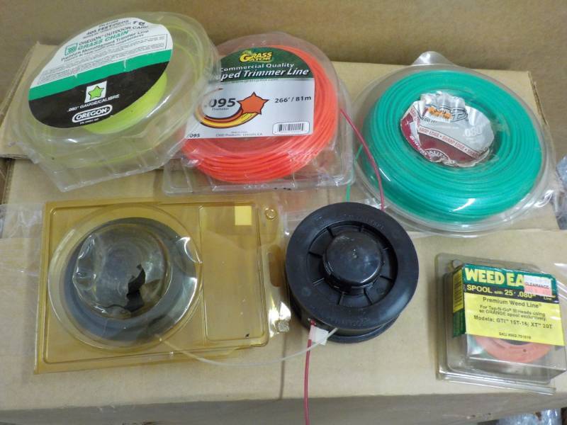 lot 262 image: Weed Trimmer Supplies...
