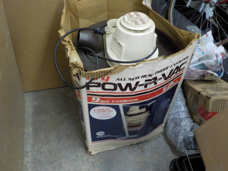 lot 263 image: WetDry Power Vac...